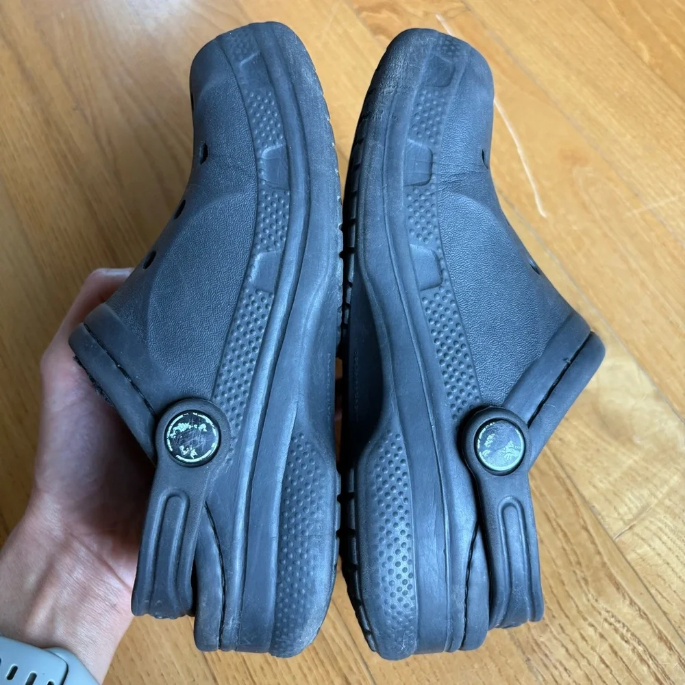 Crocs faux fur lined black winter clogs cold weather little boys girl size 12 13